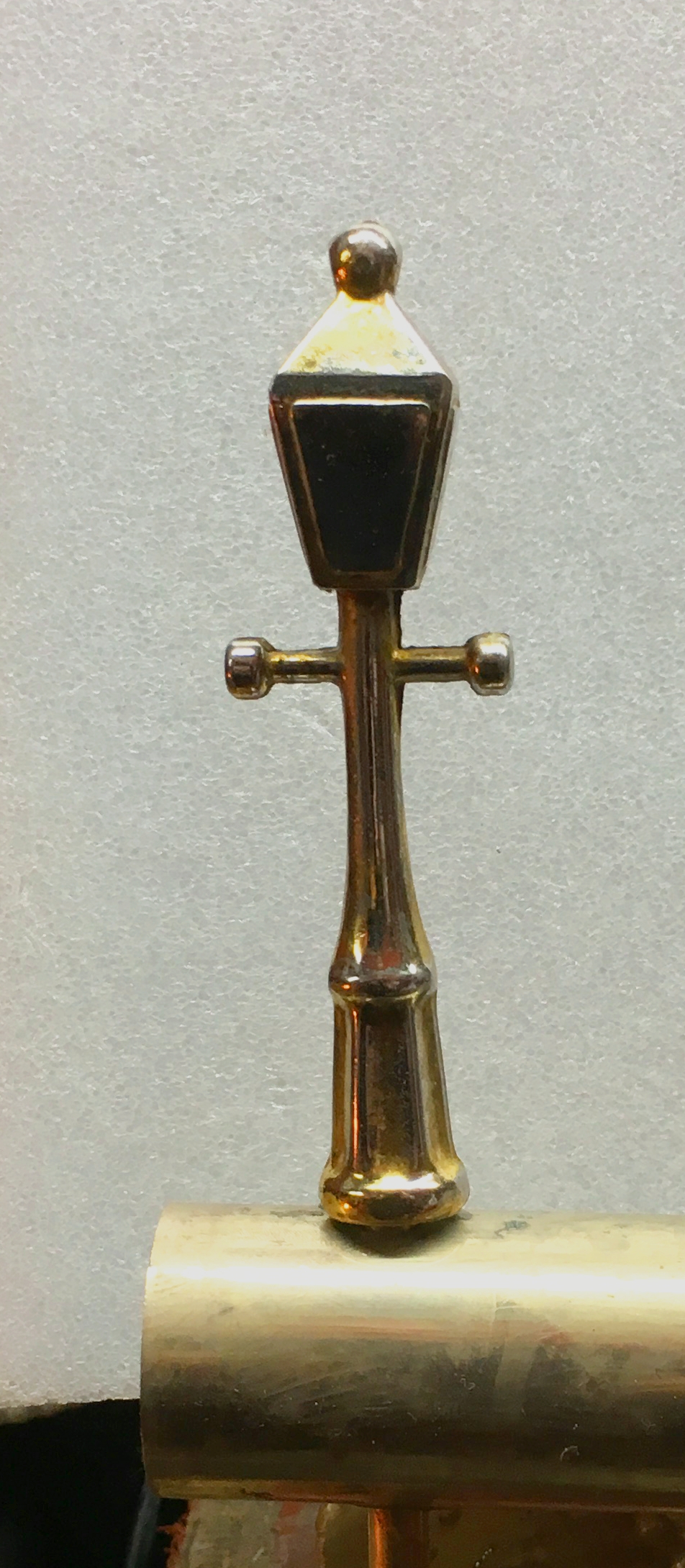 Victorian Street Lamp Tiller Pin